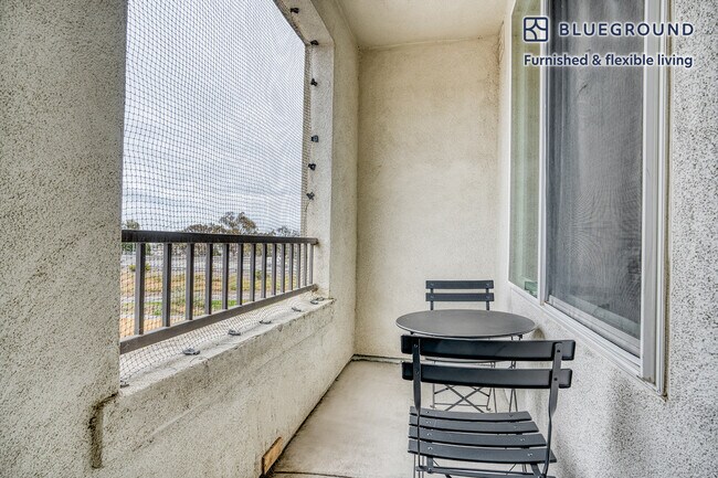 Building Photo - 1000 National Ave