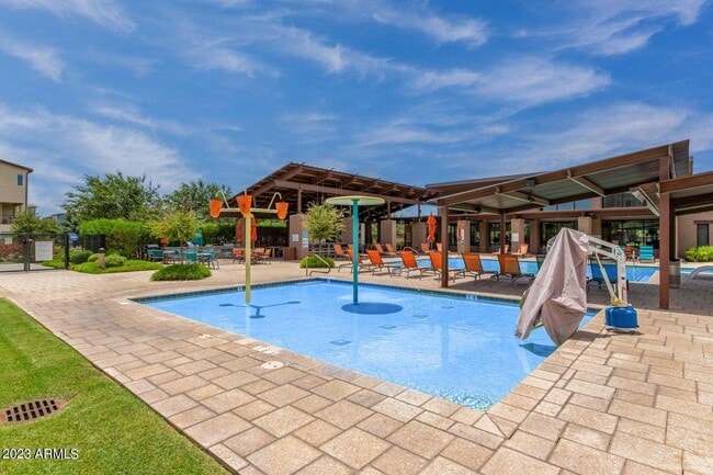 Building Photo - 1250 Abbey Ln