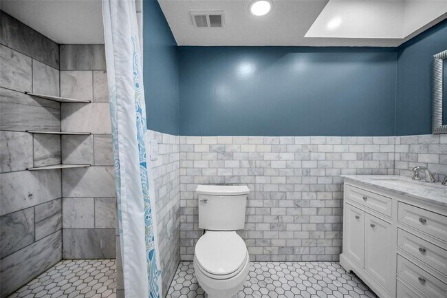 Building Photo - 9852 Indian Key Trail