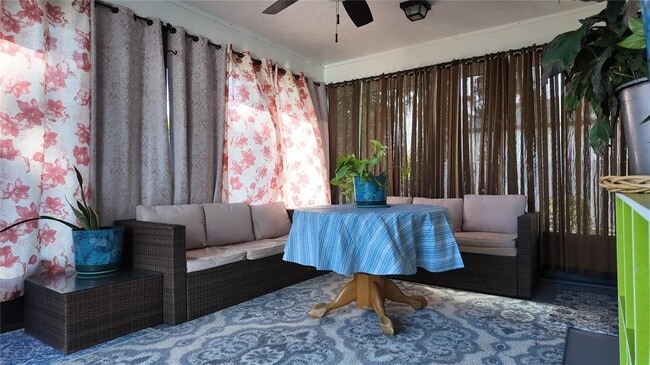 Building Photo - 4180 Pompano Rd