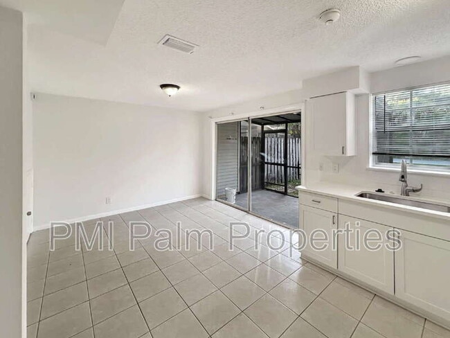 Building Photo - 304 Georgian Park Dr