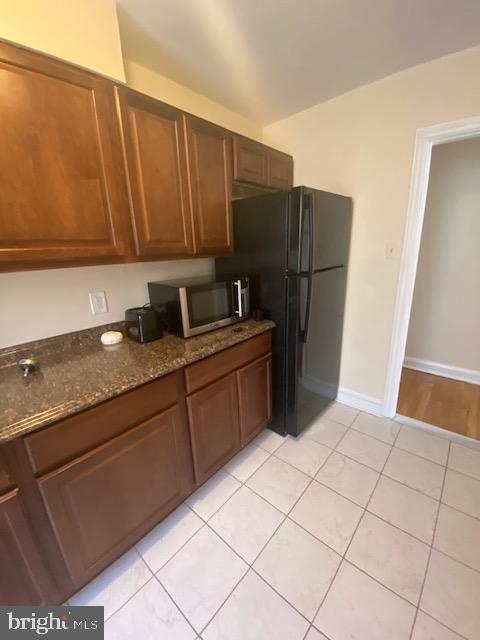 Building Photo - 5715 Simmonds Ave