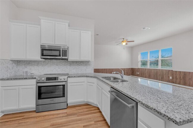 Building Photo - 9941 Comely Bnd