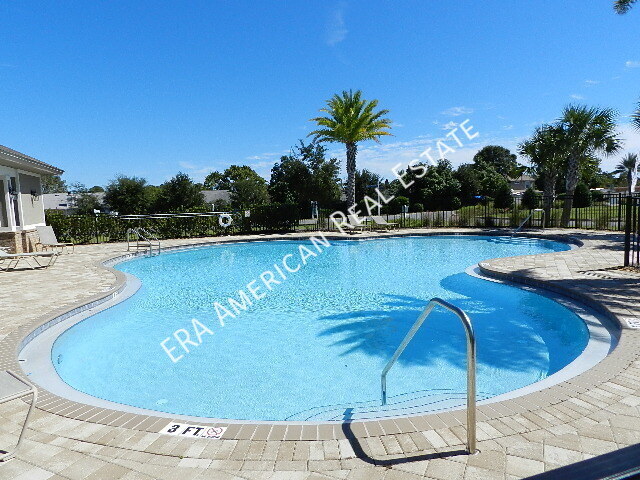 Building Photo - Beautiful Pool!