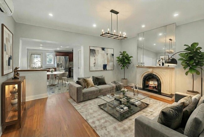 Building Photo - 259 7th St