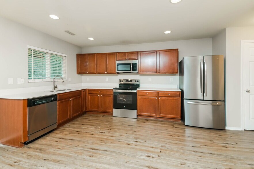 Building Photo - 4912 Sweet Shade Trail