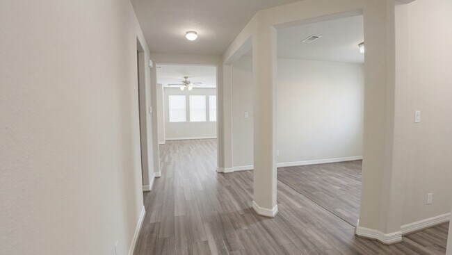 Building Photo - 24319 Salts Ml Dr
