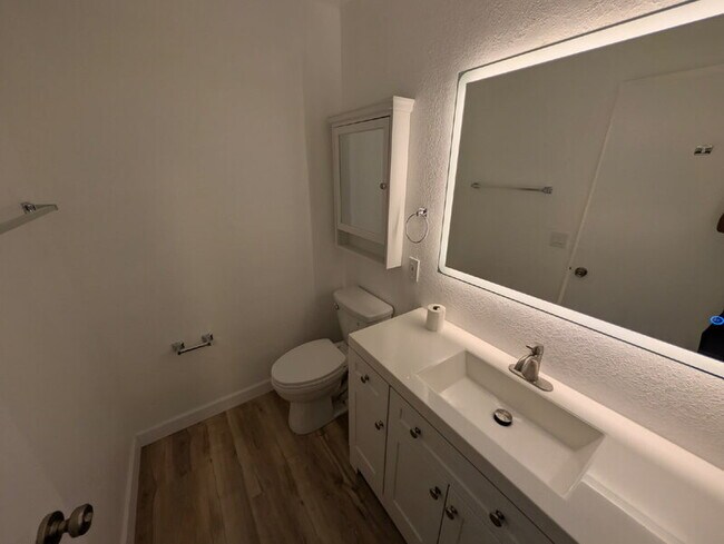Building Photo - 1223 Monique Ct