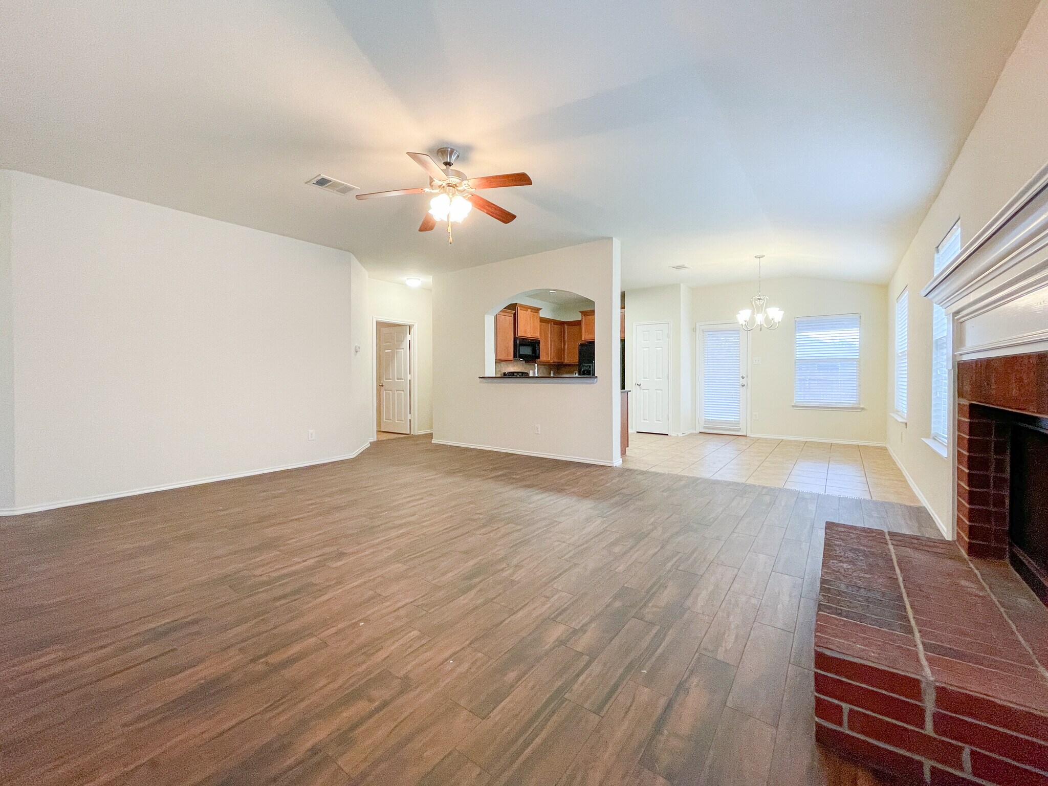 Building Photo - 6632 Burling St