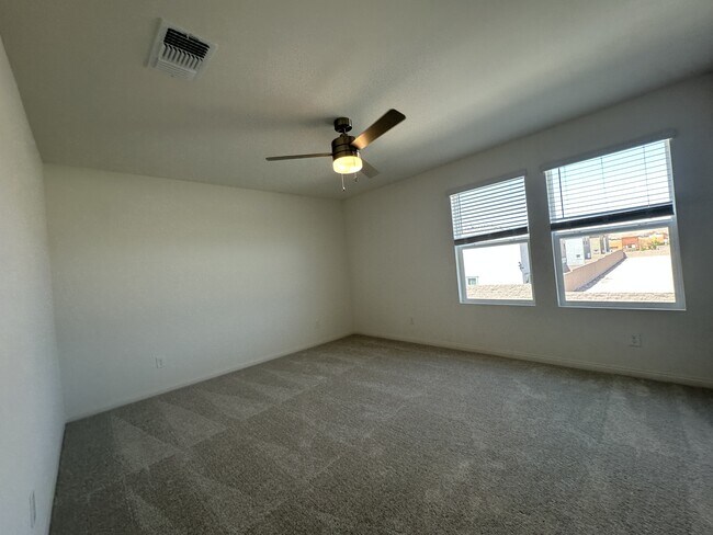 Building Photo - 6574 Tumoulin St