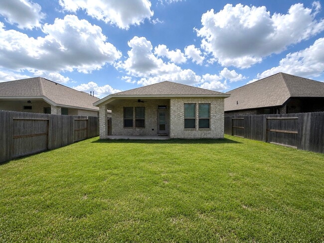 Building Photo - 9759 Satsuma Path