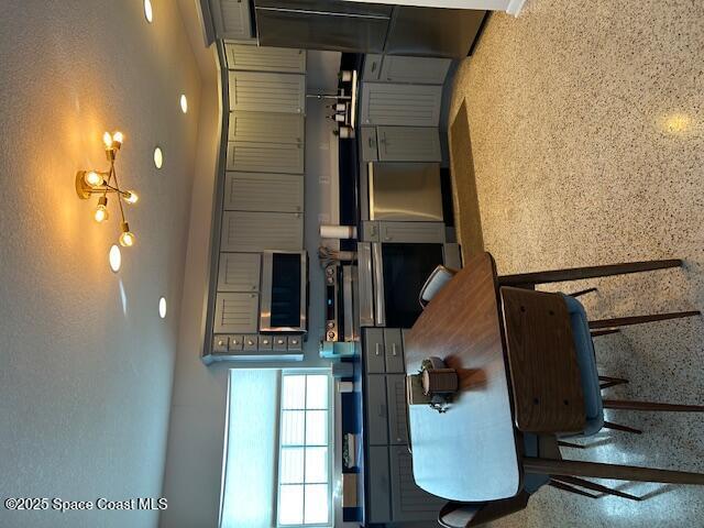 Building Photo - 126 Tyler Ave