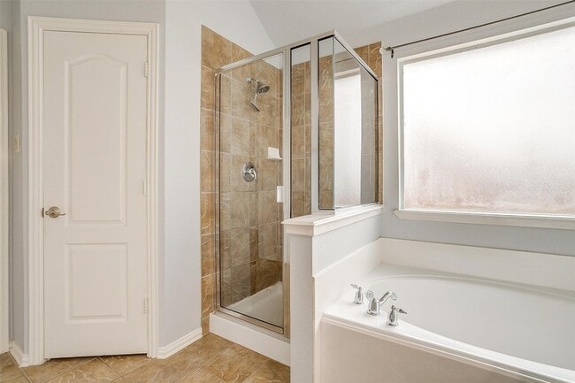 Building Photo - 1721 Castle Creek Dr