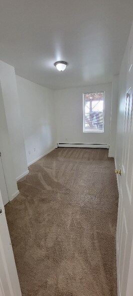 Building Photo - 101-103-103 Shultas Pl