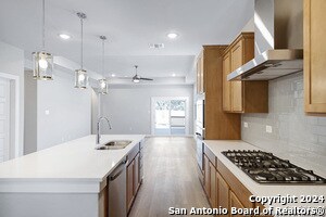 Building Photo - 154 Ryan Xing