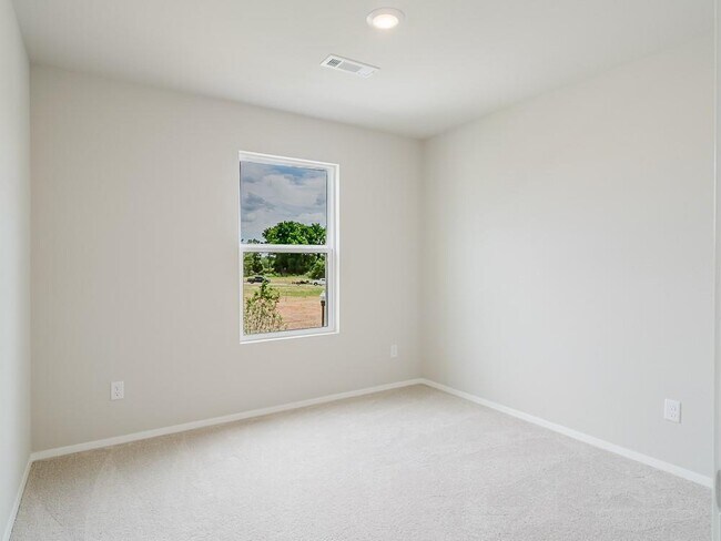 Building Photo - 3404 SW Endearment St