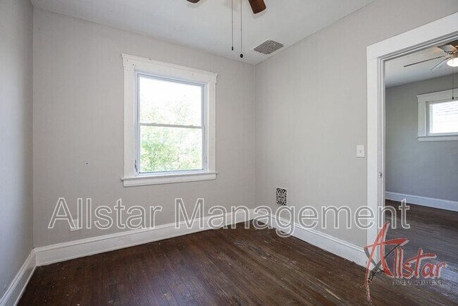 Building Photo - 2086 W 104th St