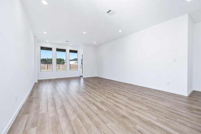Building Photo - 453 Pace Bnd Ct