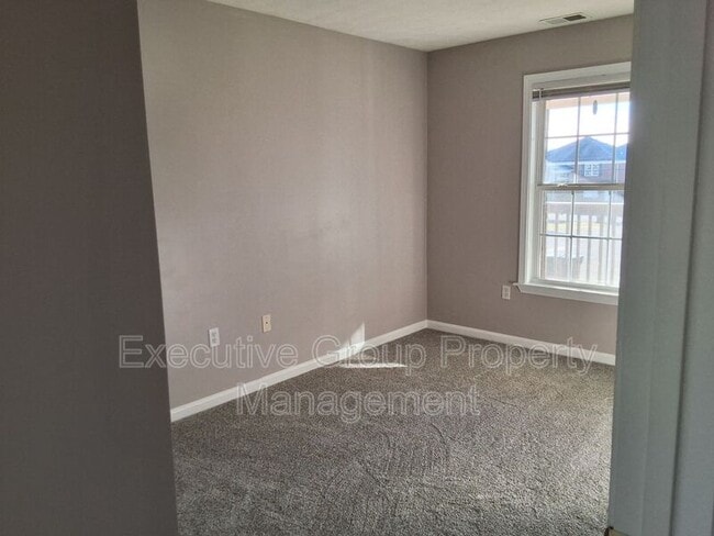 Building Photo - 103 Kenilworth Ct