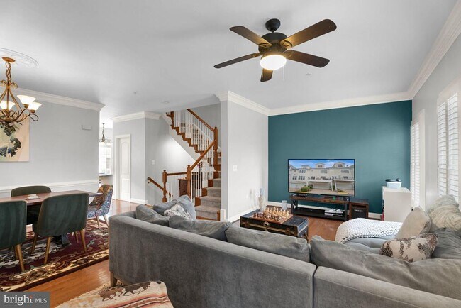 Building Photo - 92 Washington St