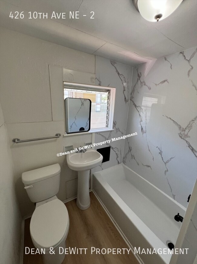 Building Photo - 426 10th Ave NE