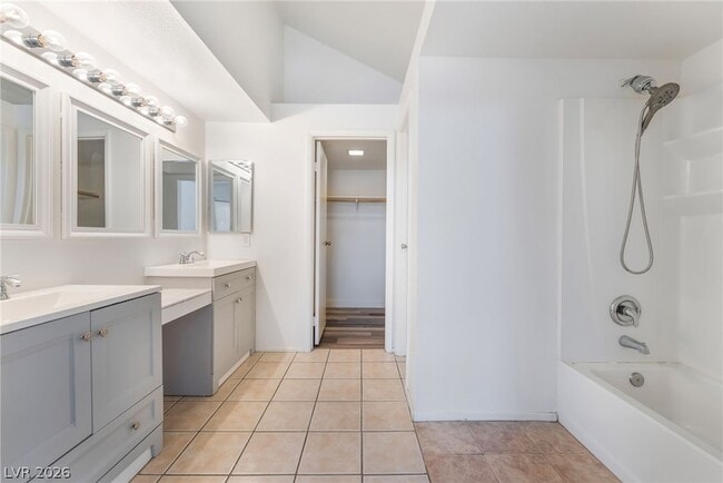 Building Photo - 2655 Par 4 Ln