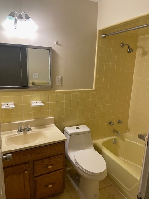 Building Photo - 9040 Crest Oak Ln