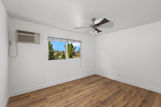 Building Photo - 725 Washington Heights Rd
