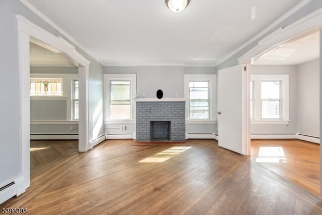 Primary Photo - 86 Watsessing Ave