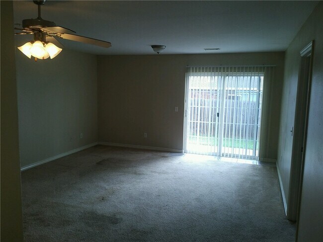 Building Photo - 334 Graystone Cir