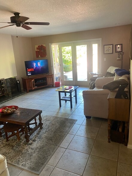 Building Photo - 23030 Hilse Ln