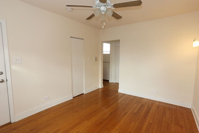 Building Photo - 4411 N Kenneth Ave
