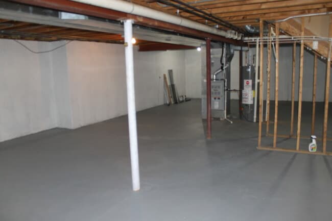 Building Photo - 1253 E Essex Ct