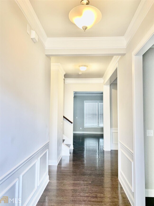 Building Photo - 516 Suwanee Park Terrace