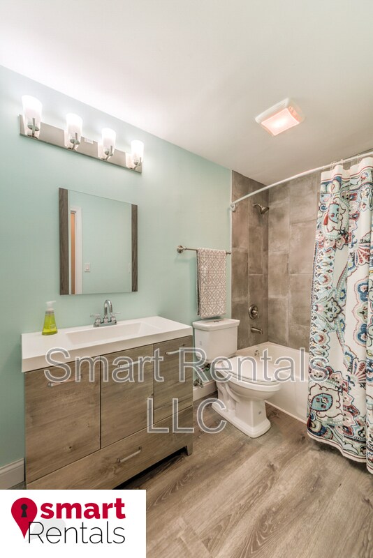 Building Photo - 3623 McRee Ave