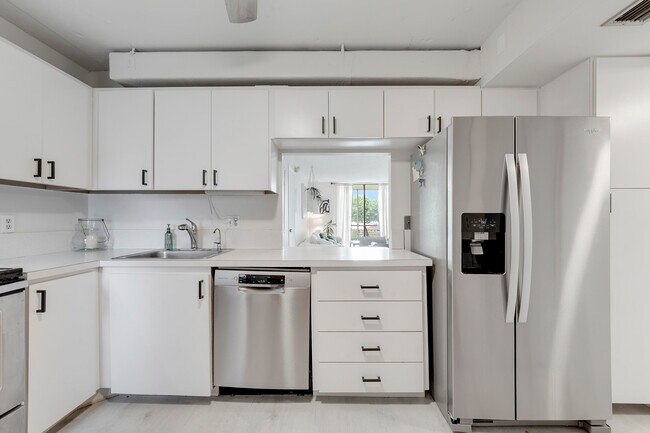 Building Photo - 299 NW 52nd Terrace