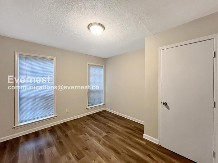 Building Photo - 3129 Domar St