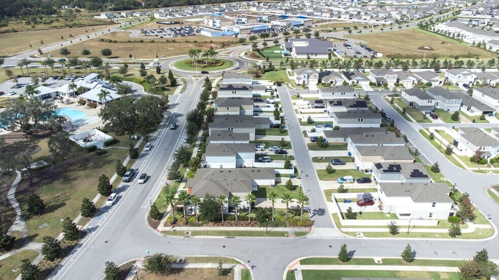 Building Photo - 13030 Boggy Creek Dr