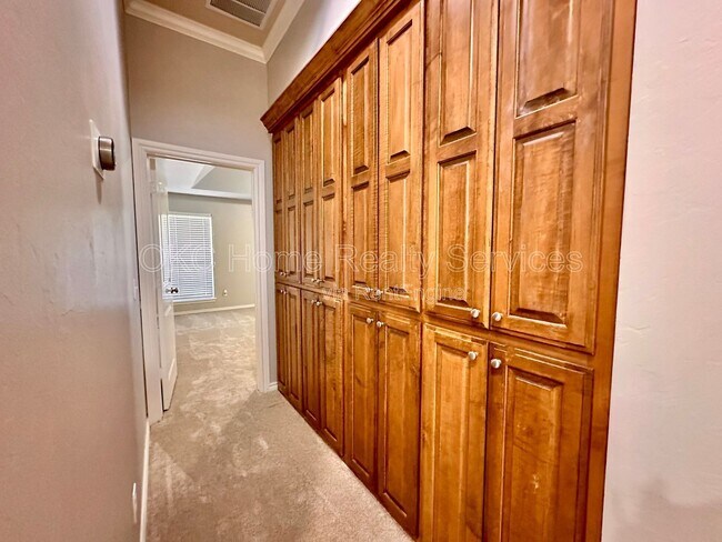 Building Photo - 14001 Korbyn Dr