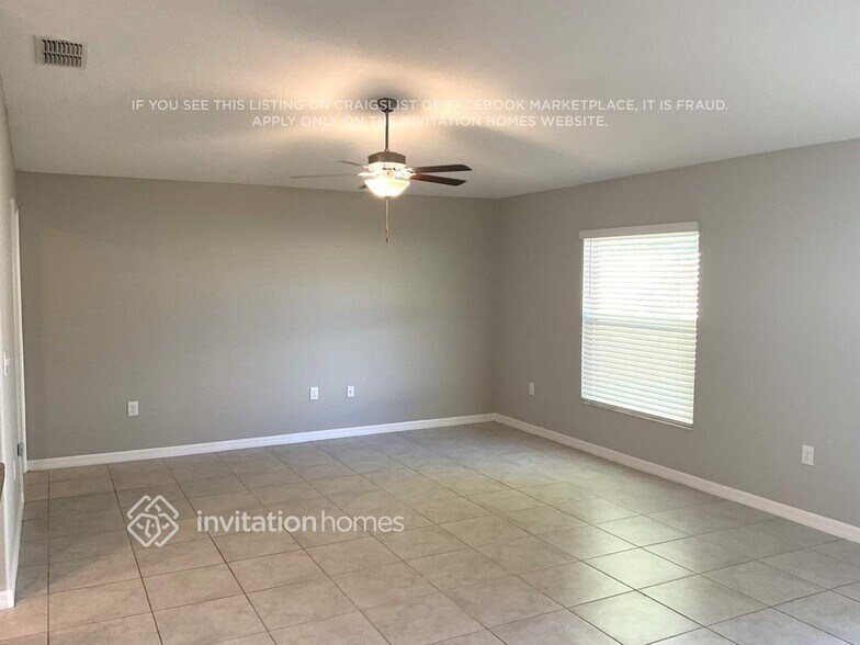 Building Photo - 1524 Blue Rose Dr