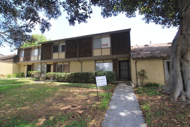 Primary Photo - Coming Soon – Charming 3-Bedroom Townhome ...