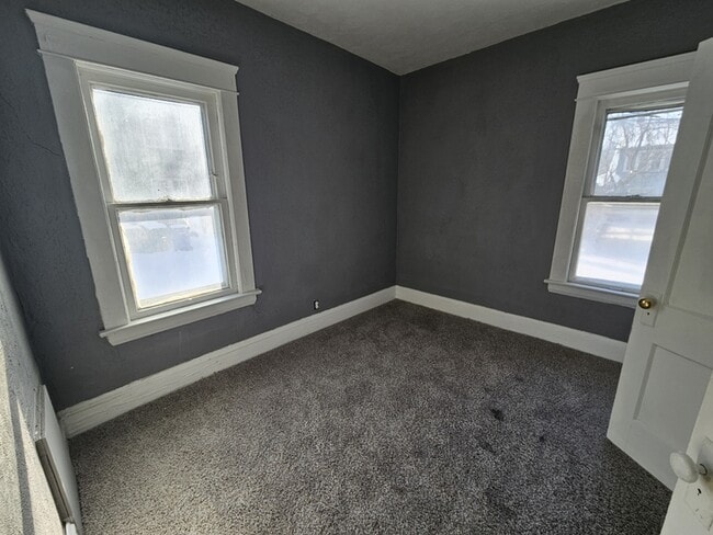 Building Photo - 778 Eddy Rd