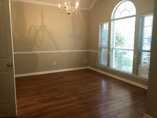 Building Photo - 13529 Anarosa Loop