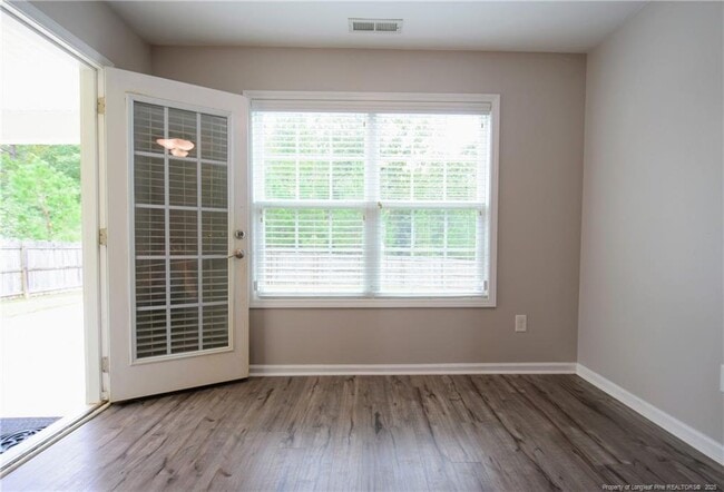 Building Photo - 431 New Castle Ln