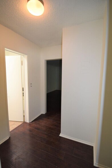 Building Photo - 10745 Hortense St