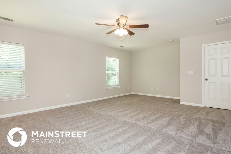 Building Photo - 2517 Harwood Hills Ln