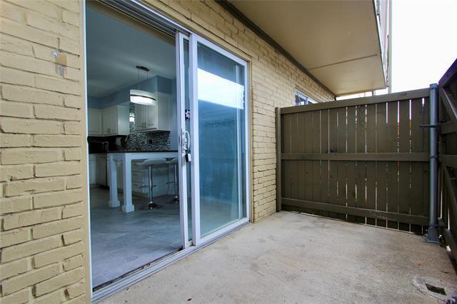 Building Photo - 10650 Steppington Dr