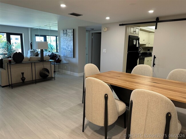 Building Photo - 5100 N Ocean Blvd