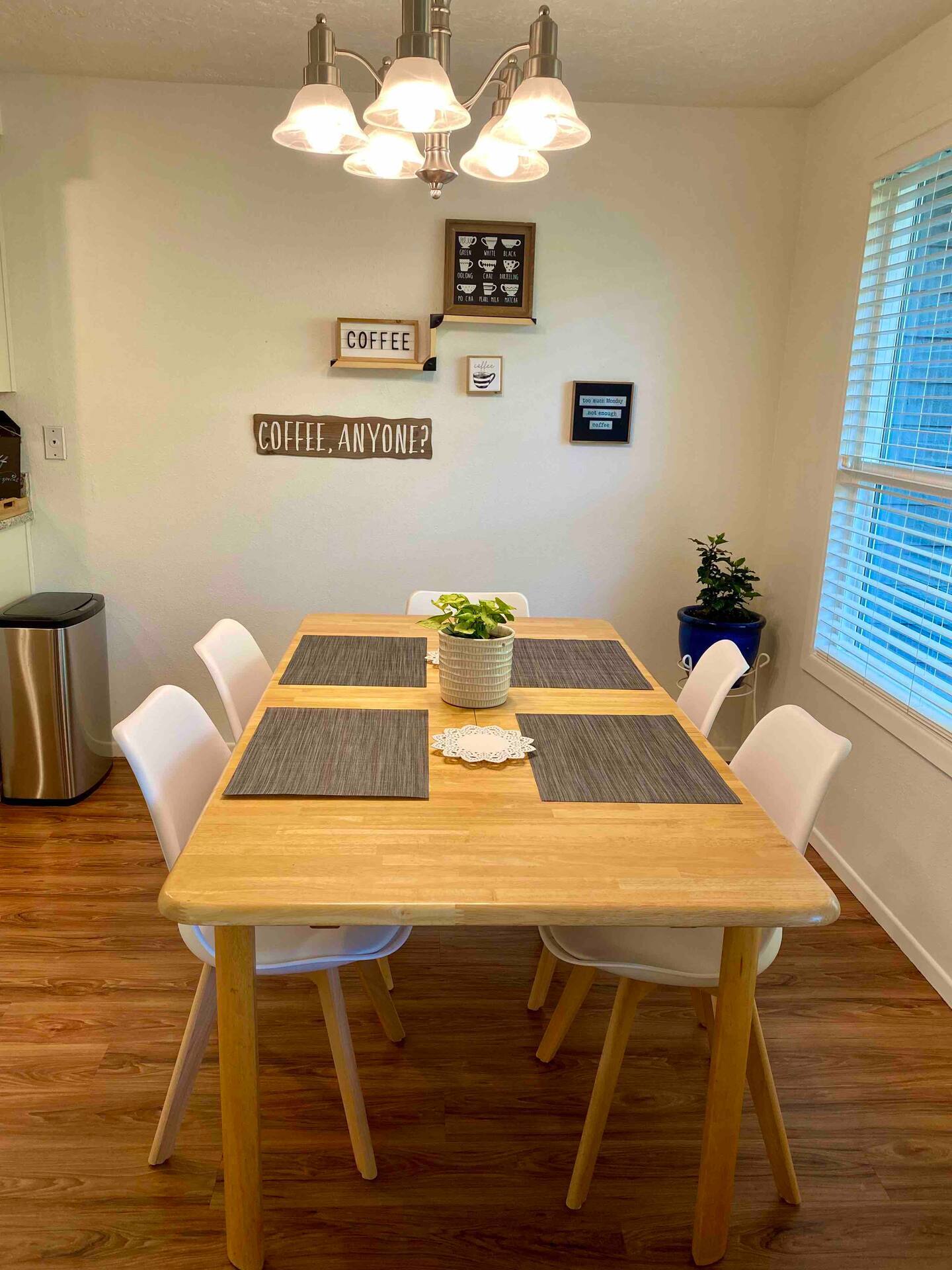 Building Photo - 4135 NW Walnut Pl