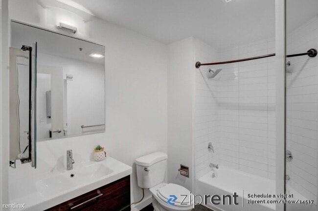 Building Photo - 1 br, 1 bath Condo - 301 Bryant Street, Sa...